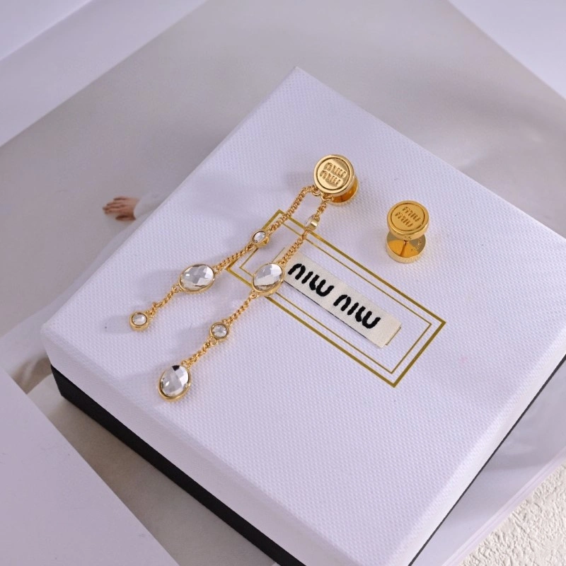 Miu Miu Earrings Snug 207831