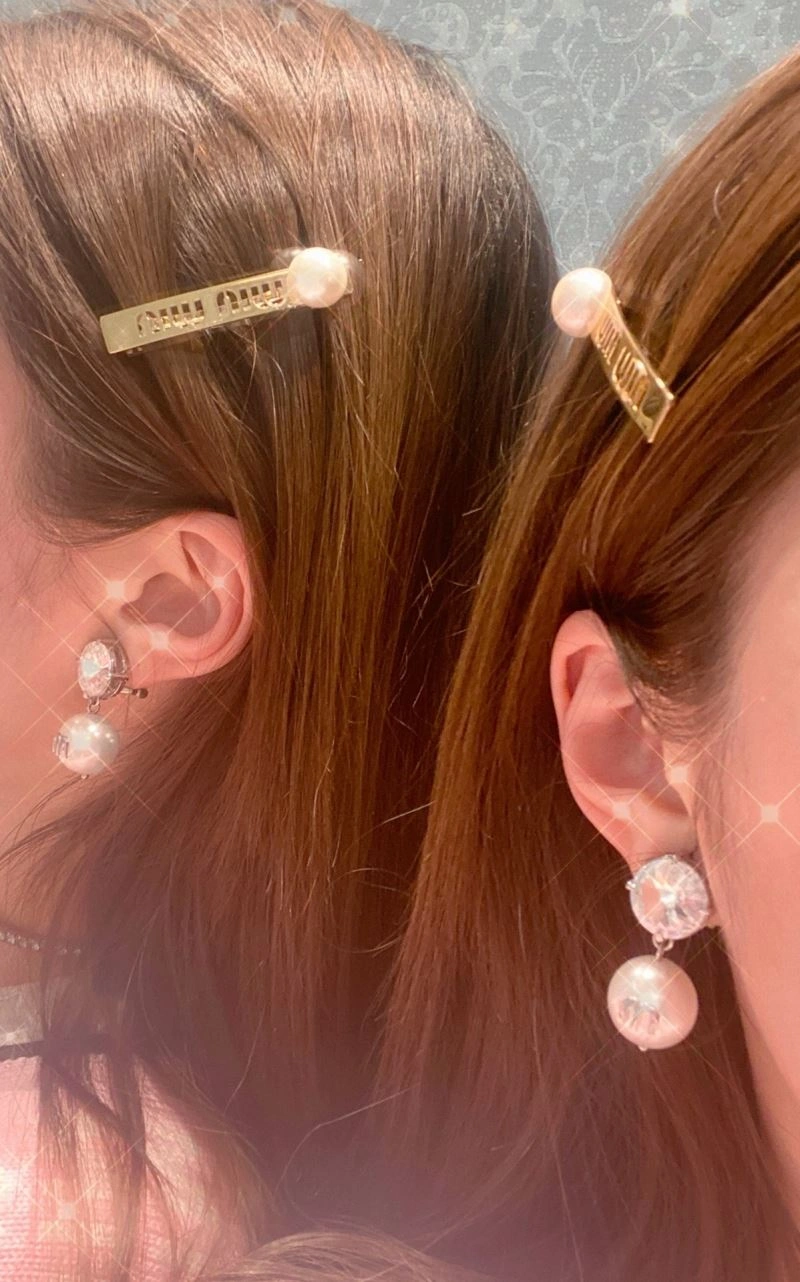 EyeCatching Miu Miu Hairpins 213413