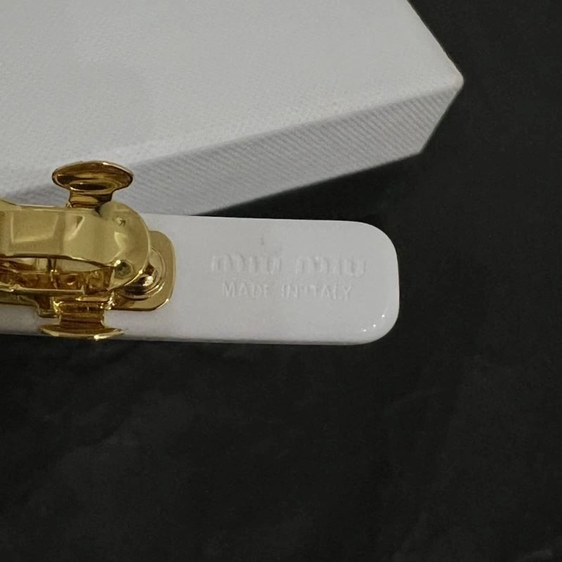 Snug Miu Miu Hairpins 213411