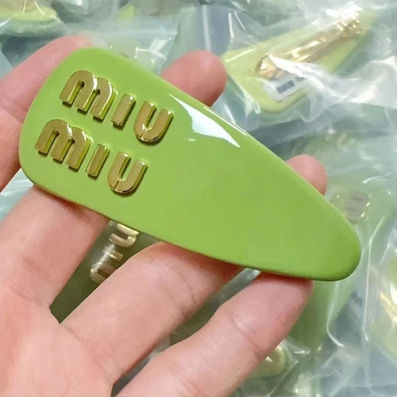 Lightweight Miu Miu Hairpins 214154