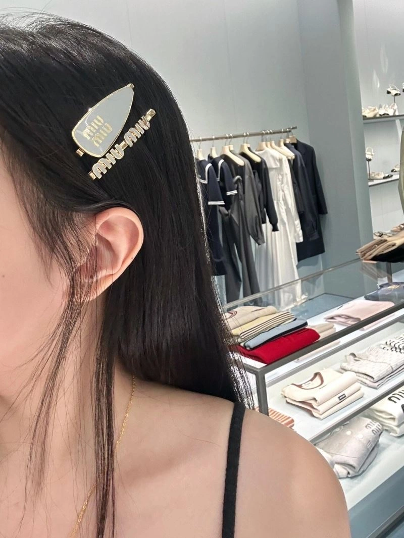 Resilient Miu Miu Hairpins 214153