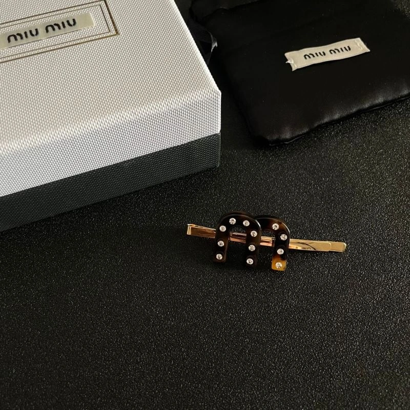 Miu Miu Hairpins Sporty 212866