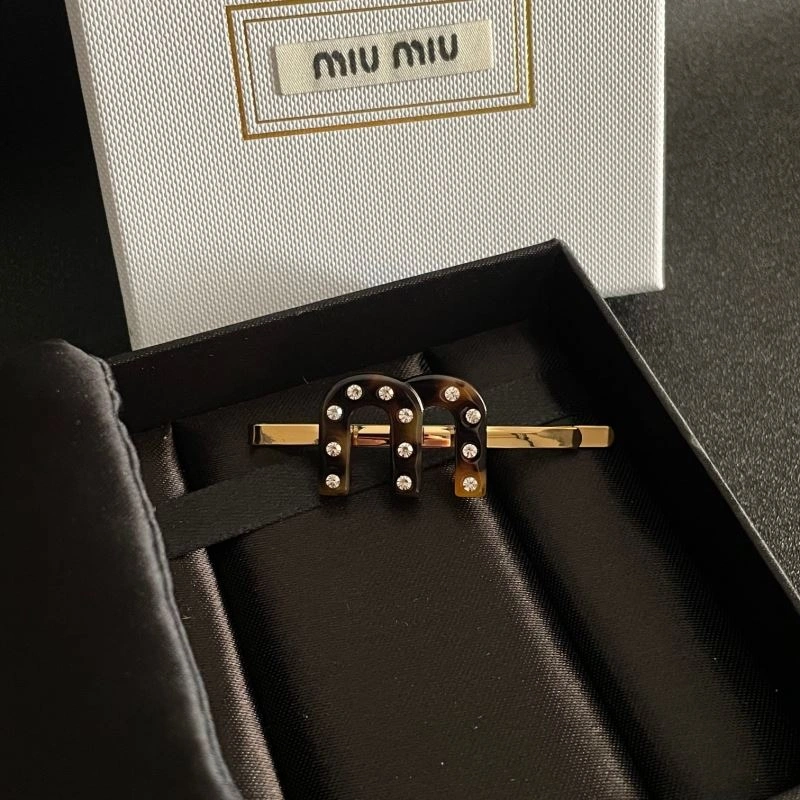 Miu Miu Hairpins Sporty 212866