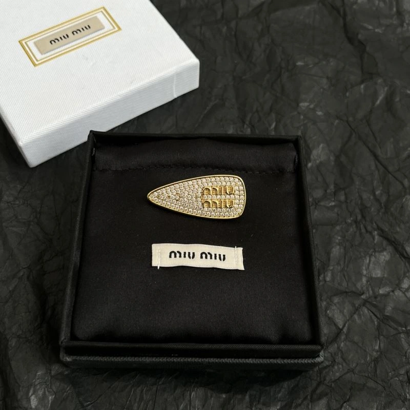 Trendy Miu Miu Hairpins 211117