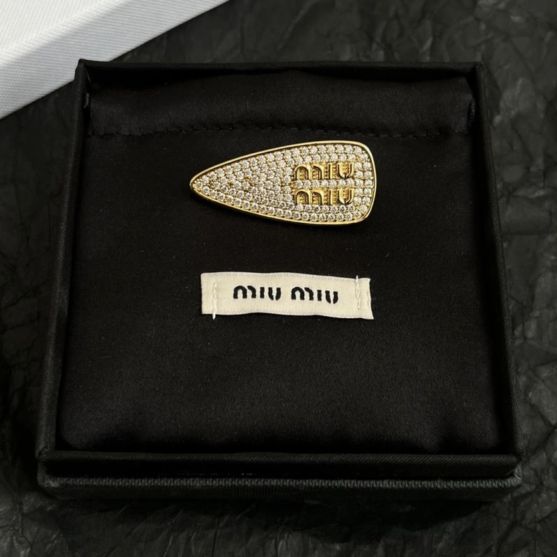 Trendy Miu Miu Hairpins 211117