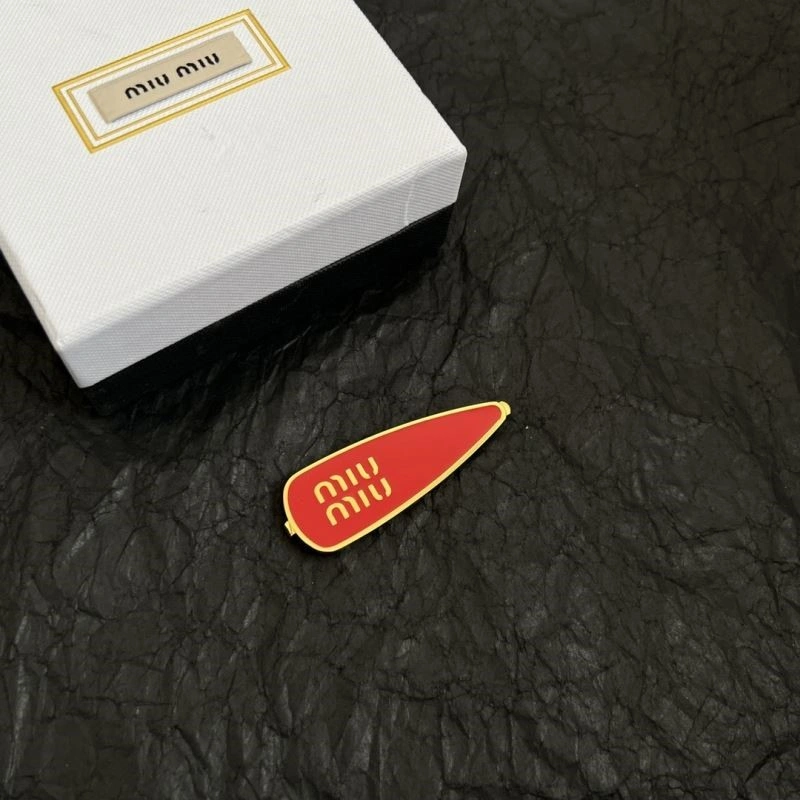 Miu Miu Hairpins Neat 210486