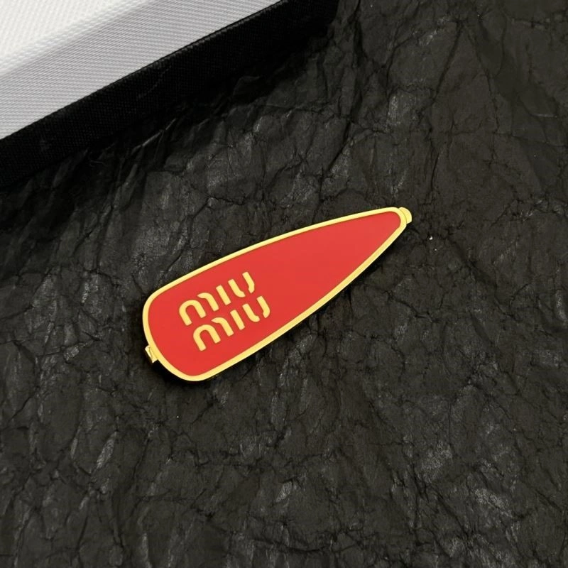 Miu Miu Hairpins Neat 210486