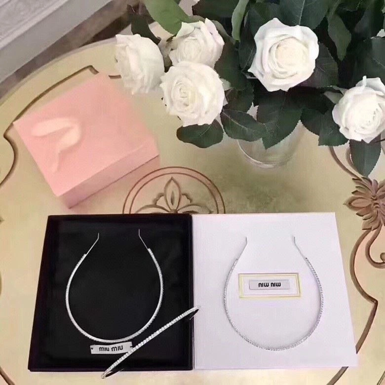 Miu Miu Hairpins WellDesigned 209163