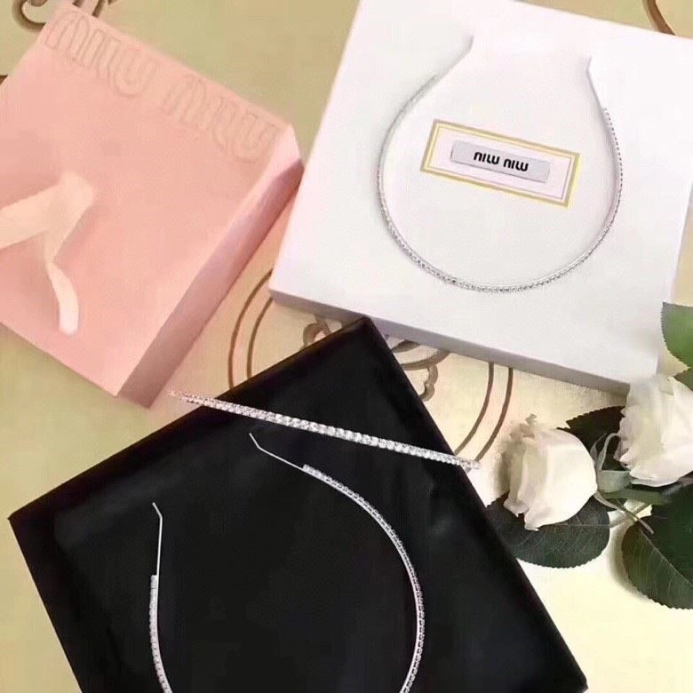 Miu Miu Hairpins WellDesigned 209163