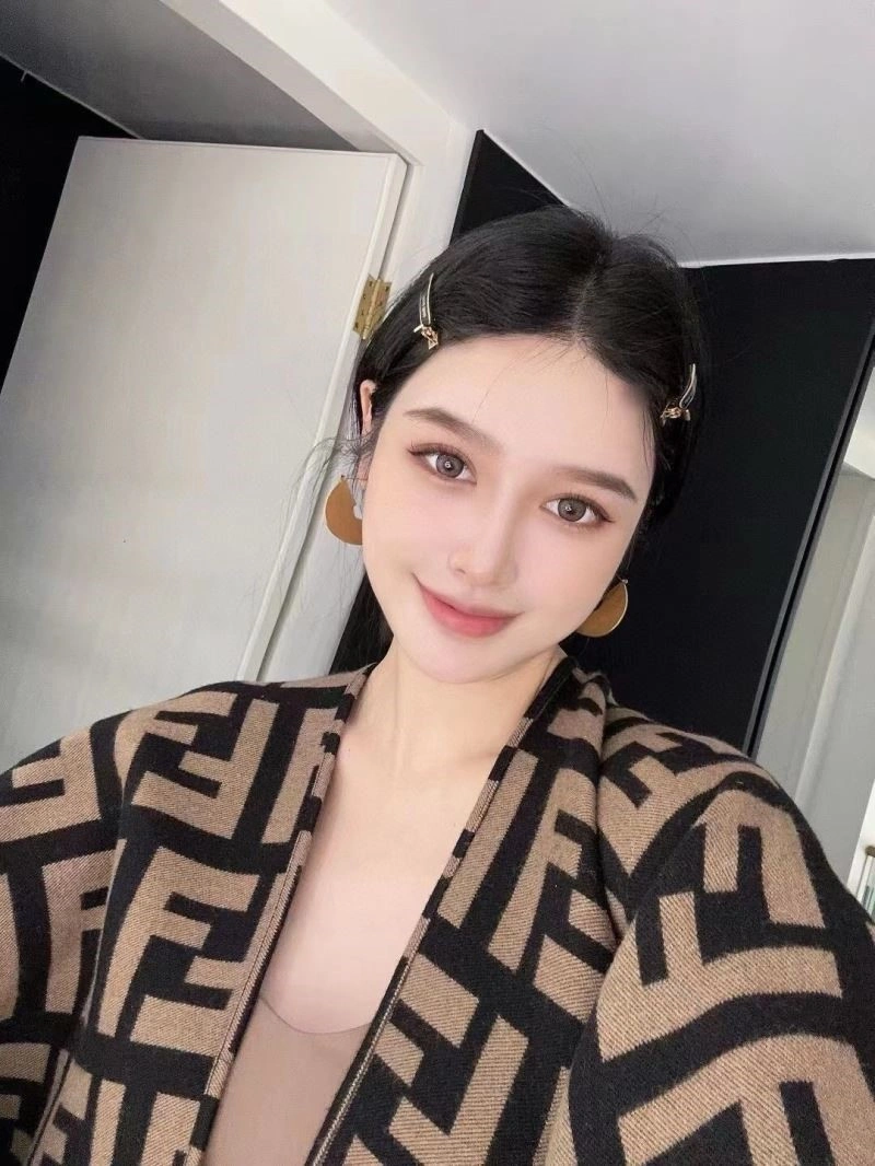 HighPerformance Miu Miu Hairpins 209164
