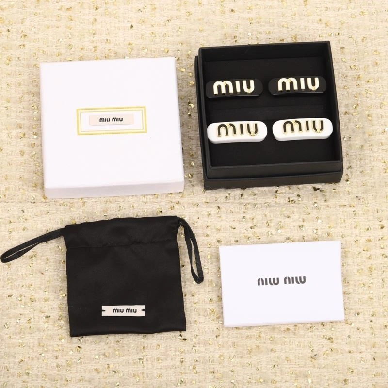 Miu Miu Hairpins Cozy 209153