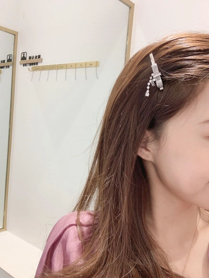 Sleek Miu Miu Hairpins 209158