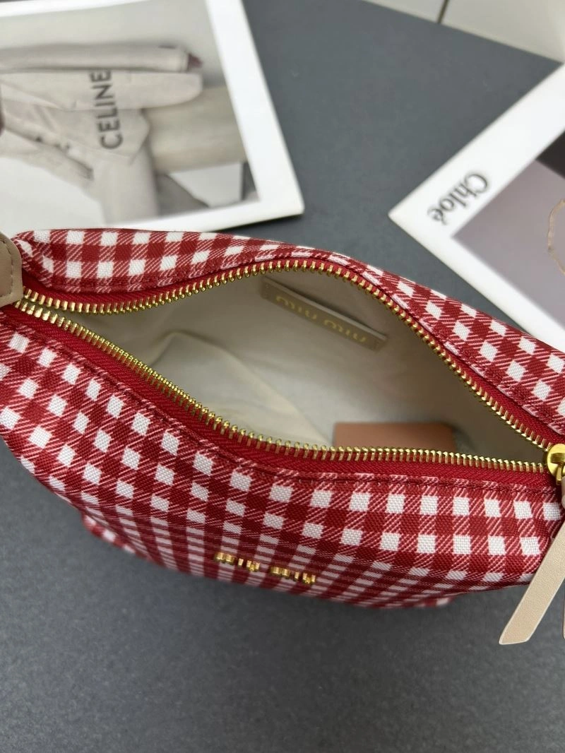 Miu Miu Hobo Bags Neat 83252