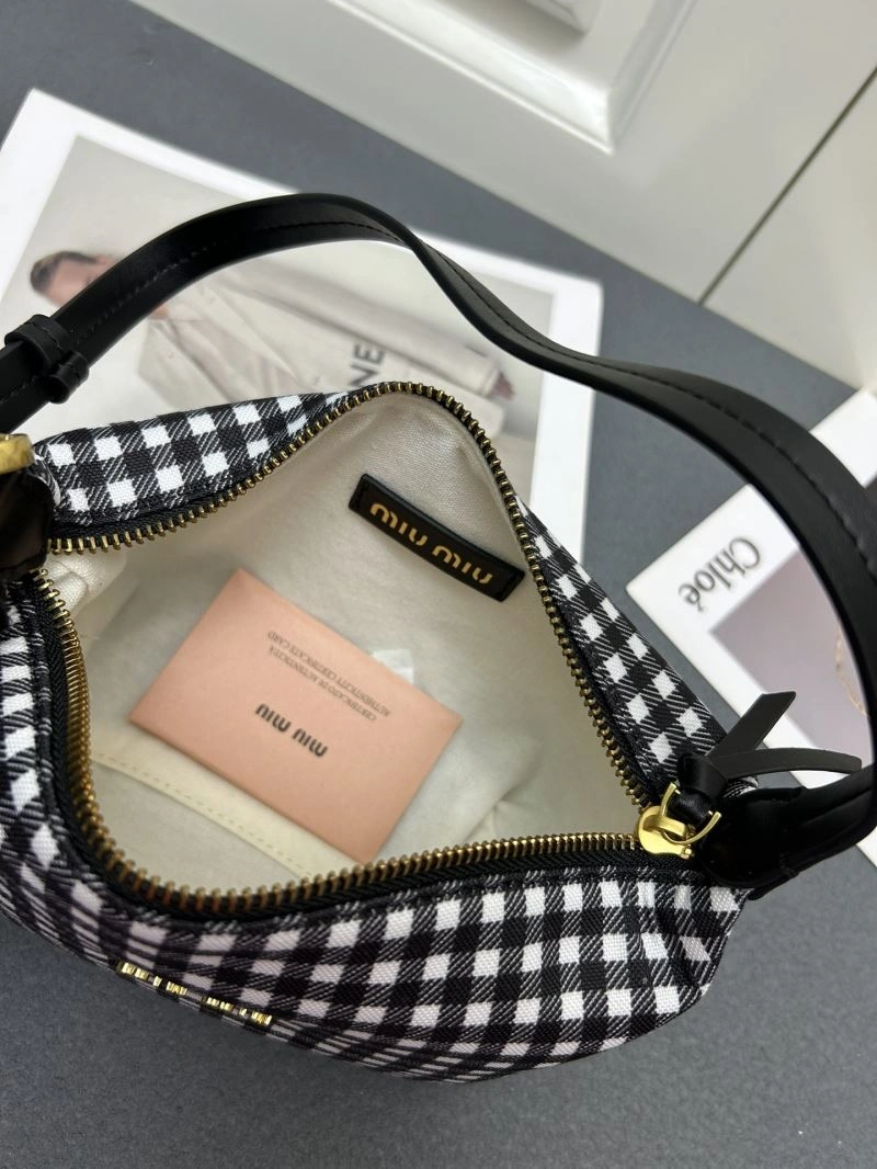 Miu Miu Hobo Bags Reliable 83257