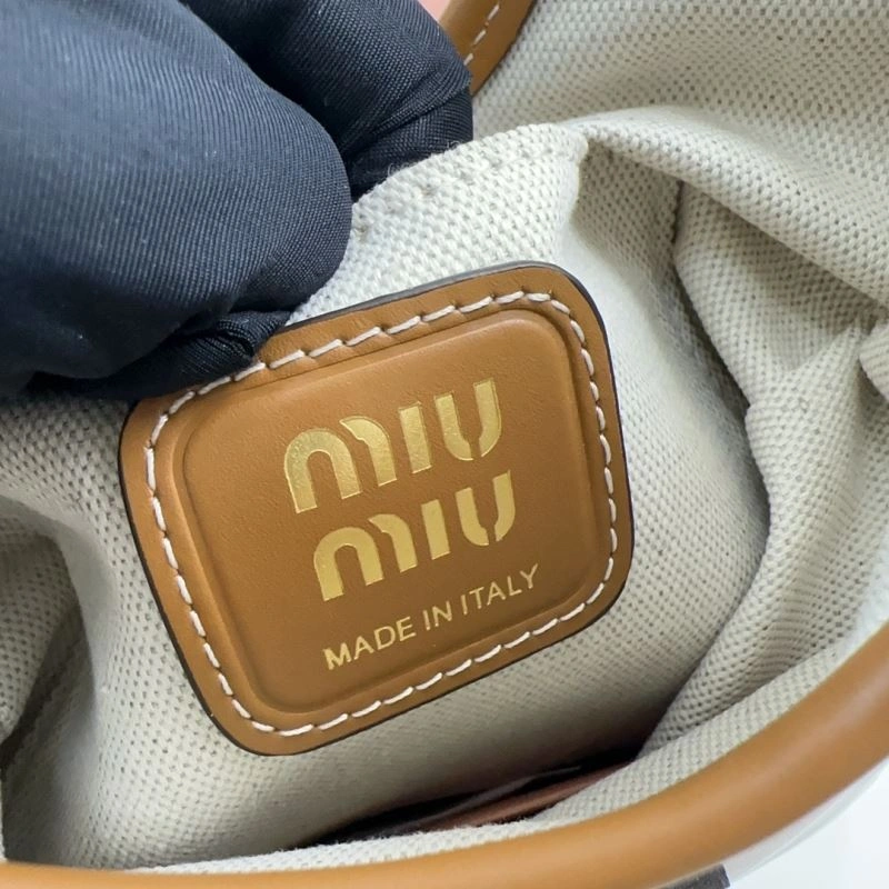 Miu Miu Hobo Bags SmoothTexture 58282