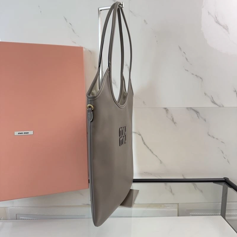 Miu Miu Hobo Bags Seasonal 58278