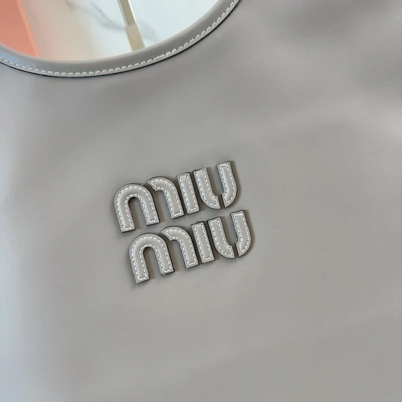 Miu Miu Hobo Bags Seasonal 58278