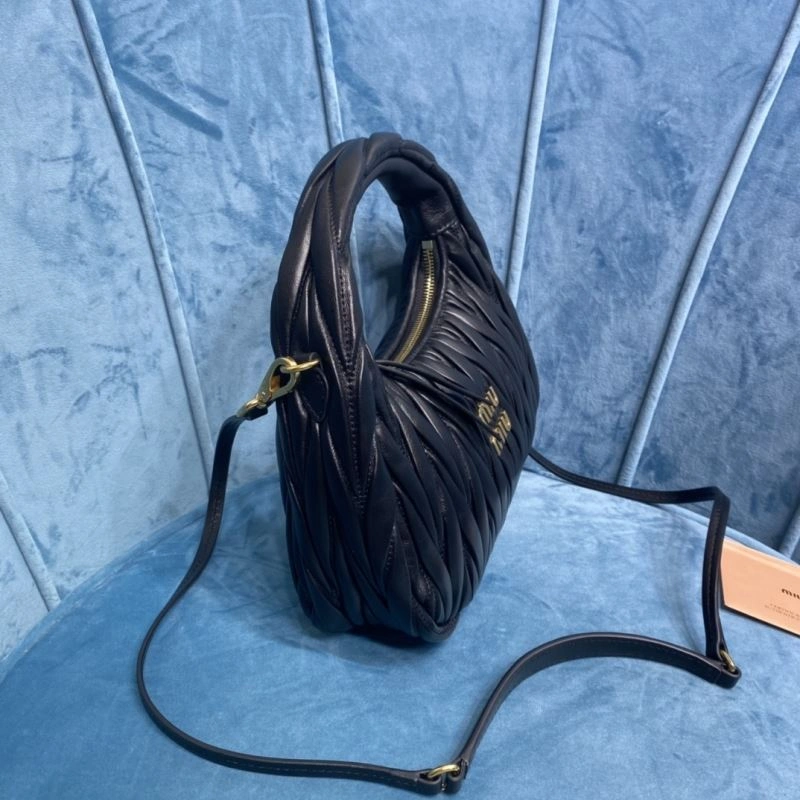 Miu Miu Hobo Bags WellDesigned 58277