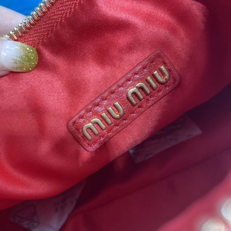 Miu Miu Hobo Bags StreetReady 58305