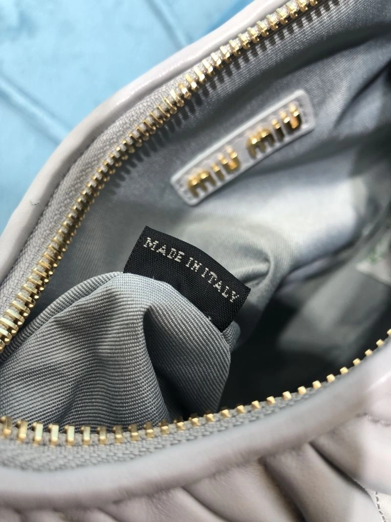 Miu Miu Hobo Bags TimelessDesign 58304