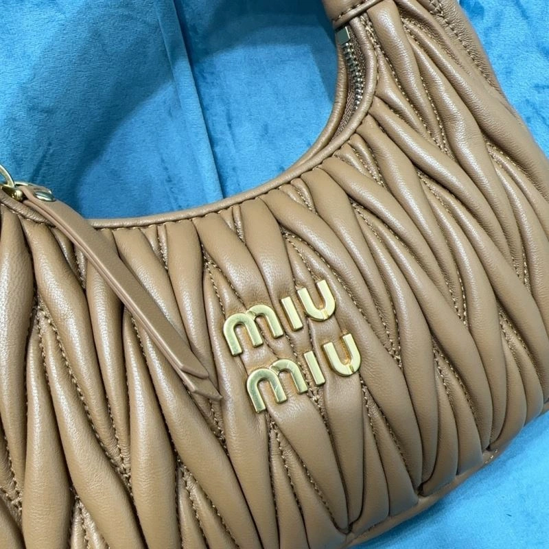 Lightweight Miu Miu Hobo Bags 58269