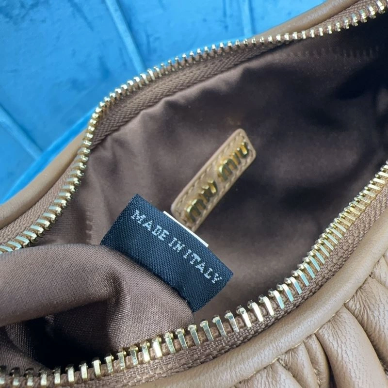 Lightweight Miu Miu Hobo Bags 58269