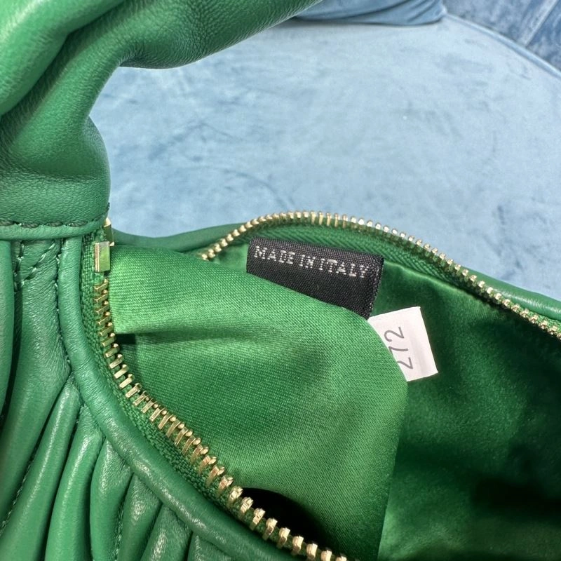 ComfortFit Miu Miu Hobo Bags 58259
