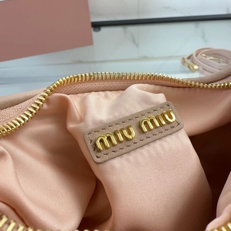 Miu Miu Hobo Bags Refined 58295