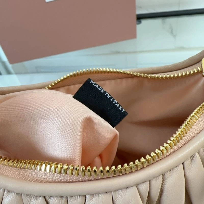Miu Miu Hobo Bags Refined 58295