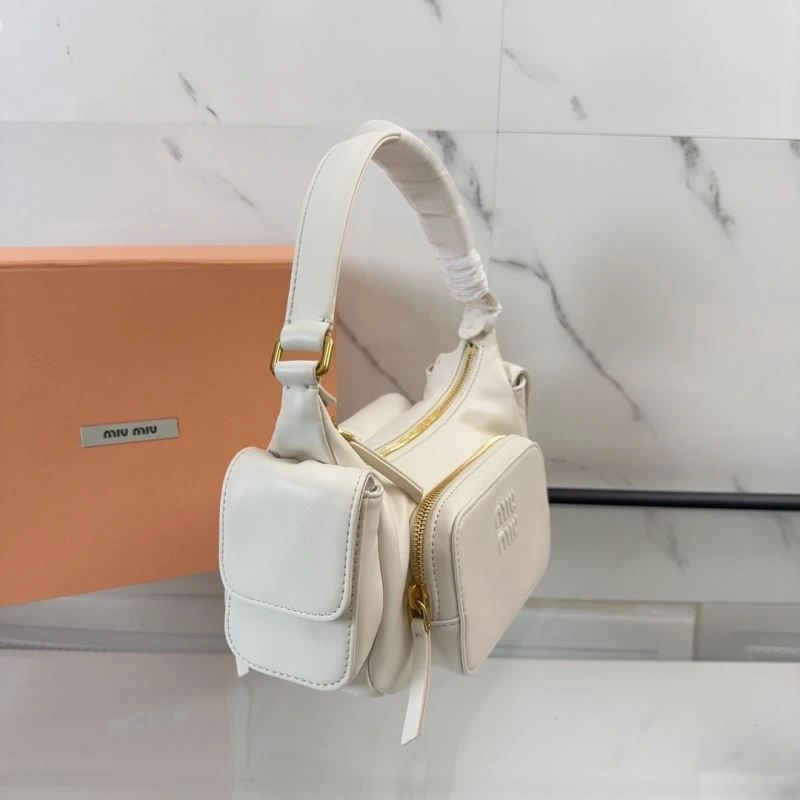 Miu Miu Hobo Bags Comfortable 58302
