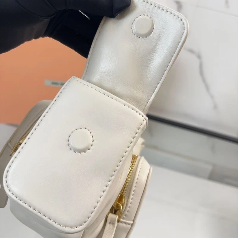 Miu Miu Hobo Bags Comfortable 58302