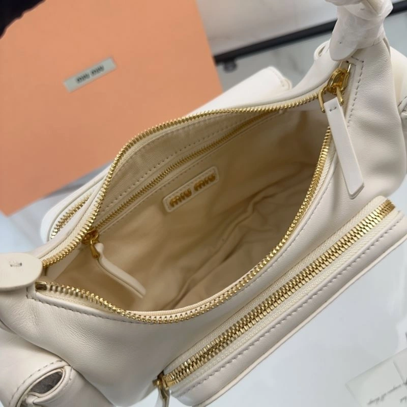 Miu Miu Hobo Bags Comfortable 58302