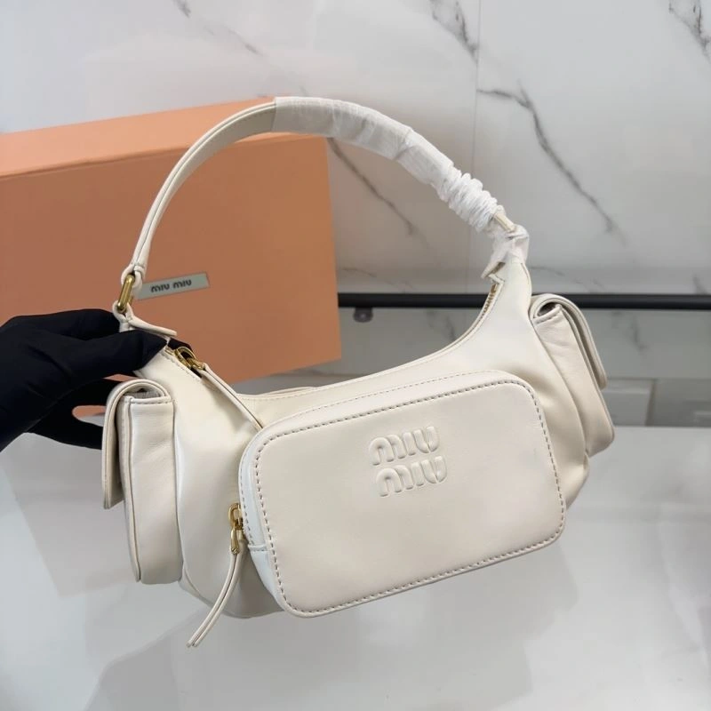 Miu Miu Hobo Bags Comfortable 58302