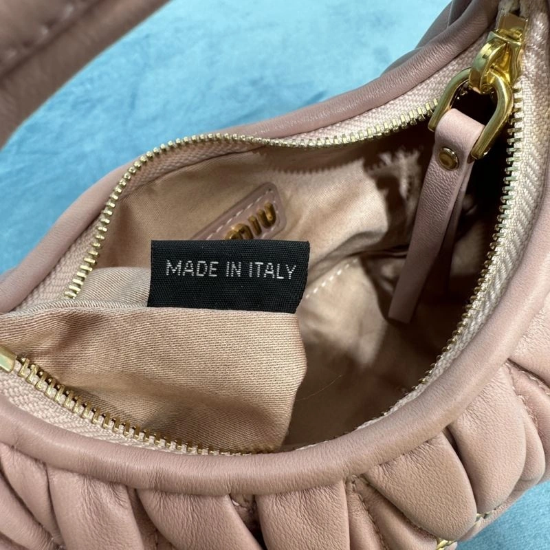 Miu Miu Hobo Bags WellDesigned 58248