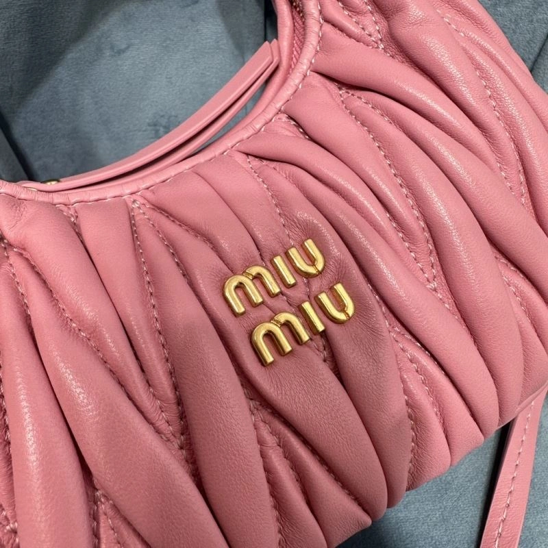 Miu Miu Hobo Bags Versatile 58261