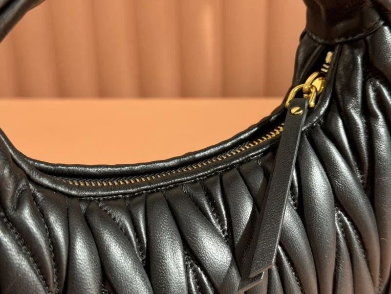 Miu Miu Hobo Bags Efficient 49134