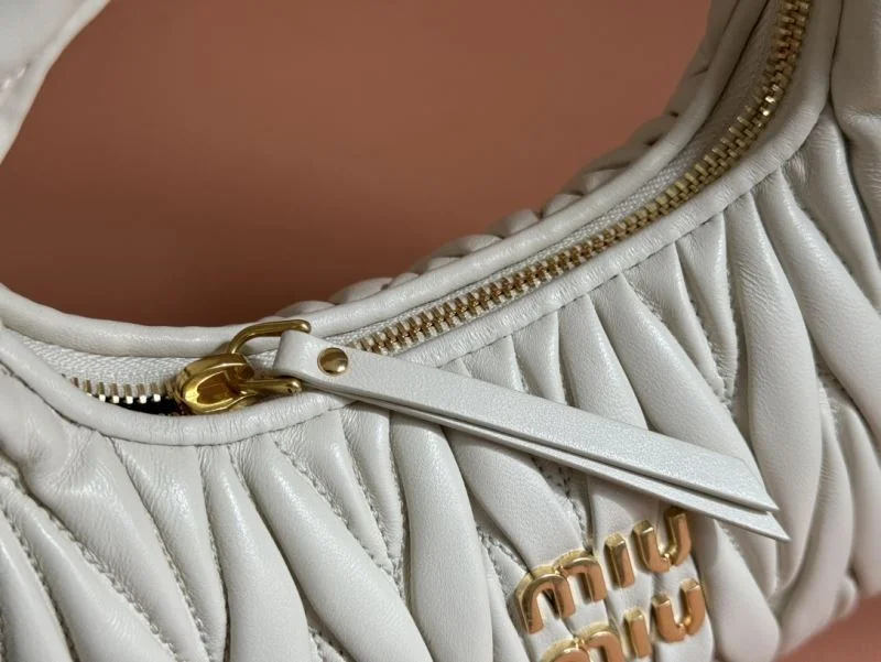 Youthful Miu Miu Hobo Bags 49168