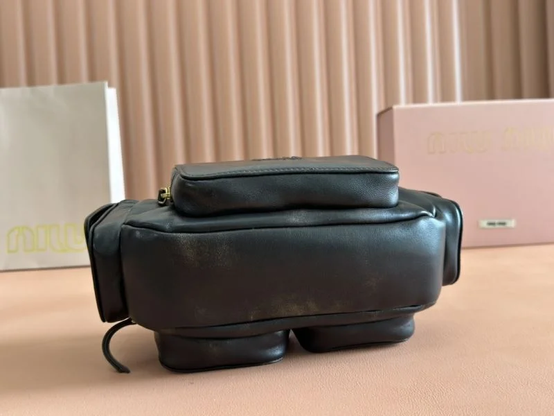 Miu Miu Hobo Bags Soft 49124