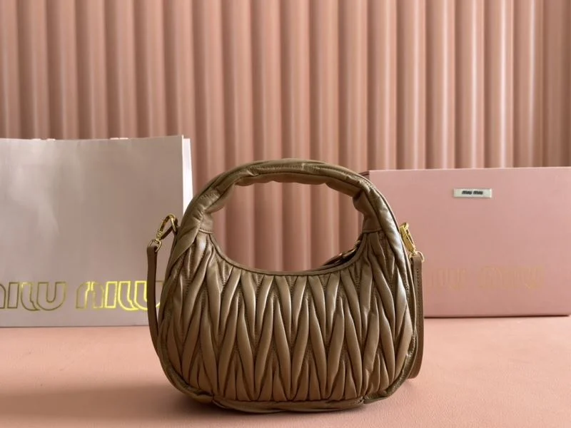 Miu Miu Hobo Bags Supportive 49121