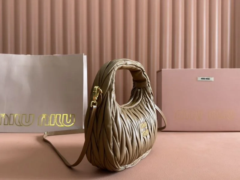 Miu Miu Hobo Bags Supportive 49121