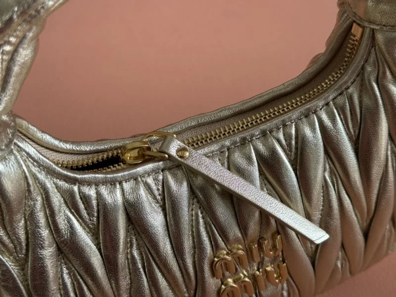 HighQuality Miu Miu Hobo Bags 49115