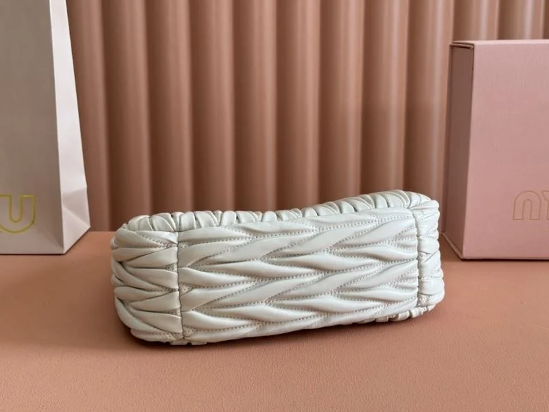 Miu Miu Hobo Bags Packable 49116