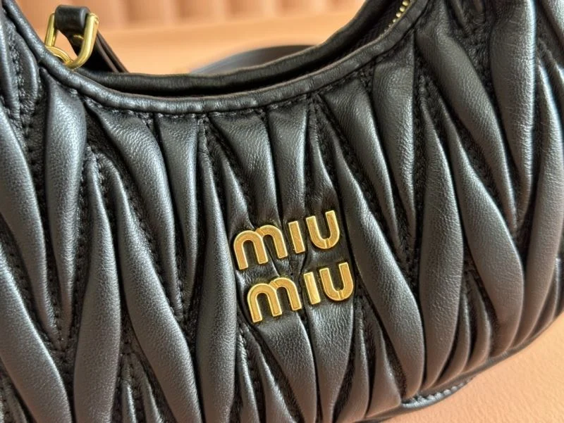 Miu Miu Hobo Bags Trendy 49112
