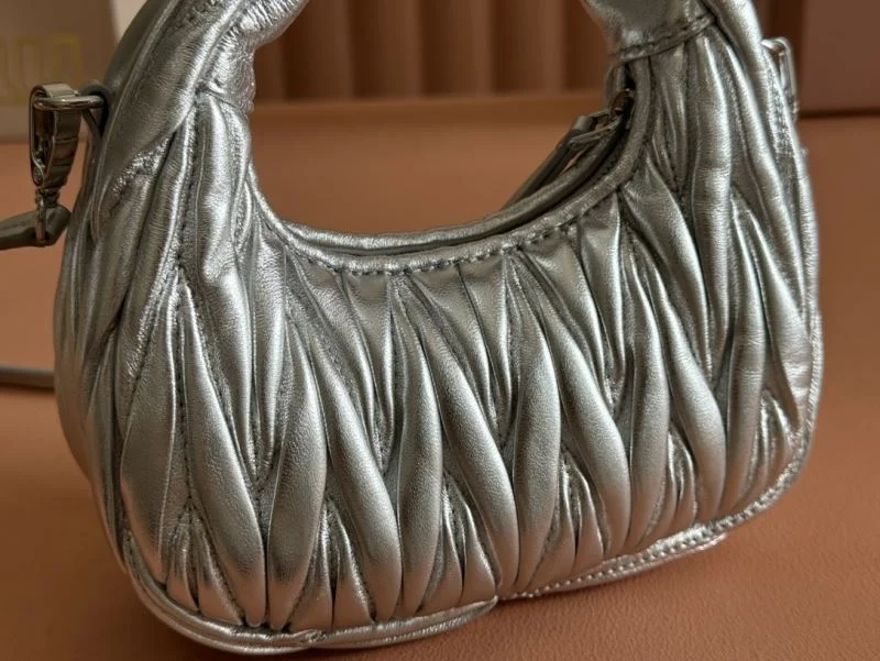 RelaxedFit Miu Miu Hobo Bags 49110