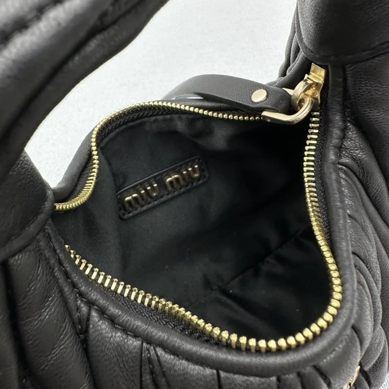 Miu Miu Hobo Bags Attractive 55694