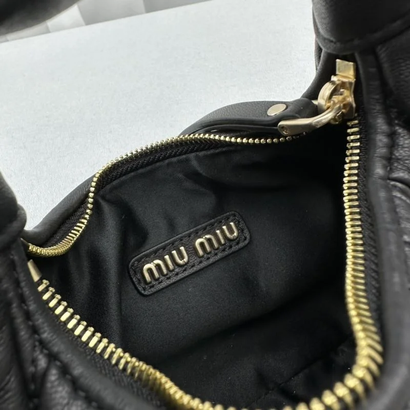 Miu Miu Hobo Bags Attractive 55694