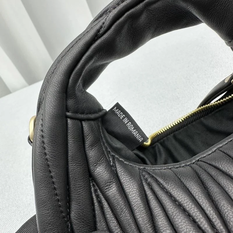 Miu Miu Hobo Bags Attractive 55694