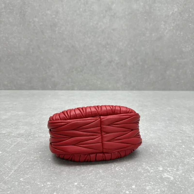 Miu Miu Hobo Bags Minimalist 55770