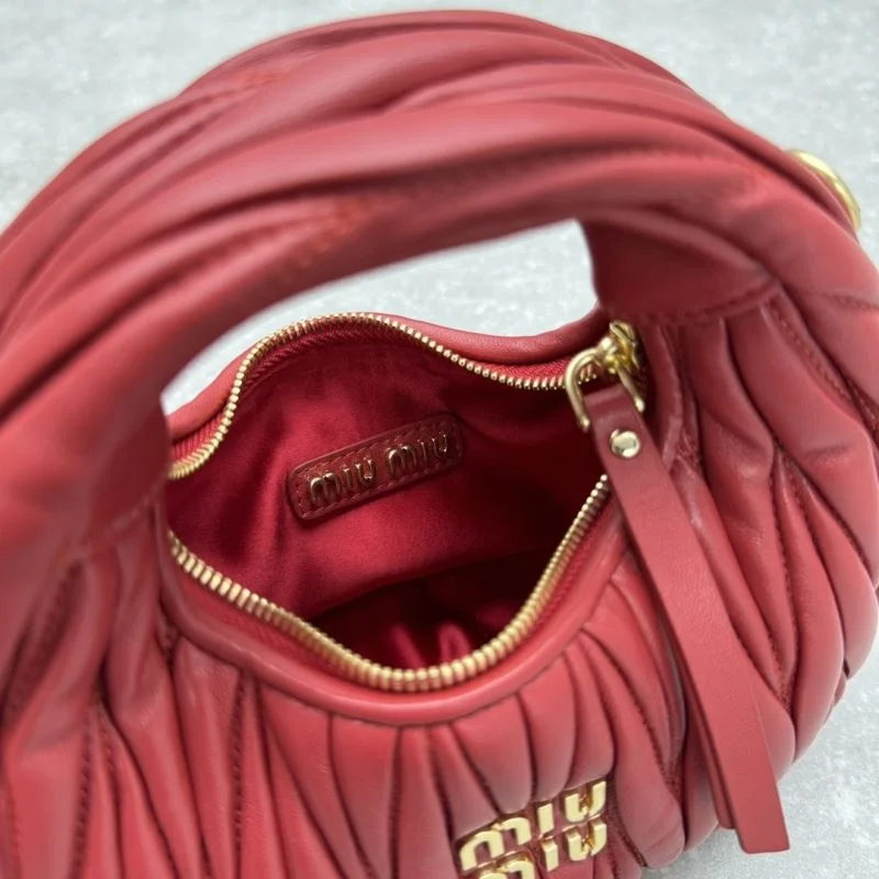 Miu Miu Hobo Bags Minimalist 55770