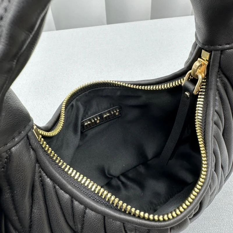 Miu Miu Hobo Bags AllSeason 55678